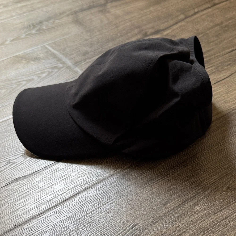 Lululemon Black Ponytail Cap - Picture 4 of 5